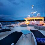 boat-hire-on-corroboree-top-deck